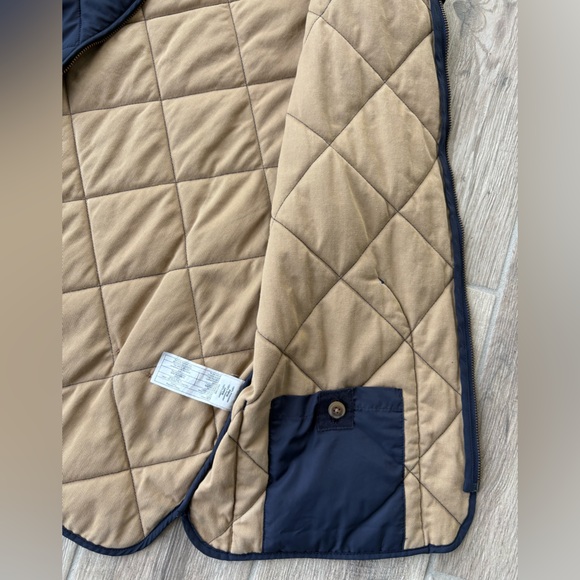J. Crew Men's Quilted Walking Vest in Navy, Tan Interior, Size Large - Picture 6 of 7